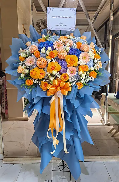 Standing Bouquet 2.500