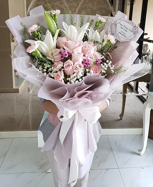 Gracious Bouquet 